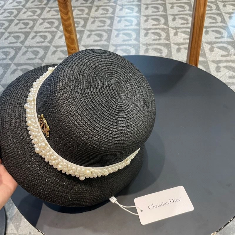 Christian Dior Caps Practical 259301
