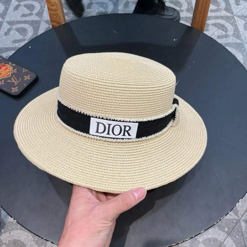 Christian Dior Caps Modern 259251