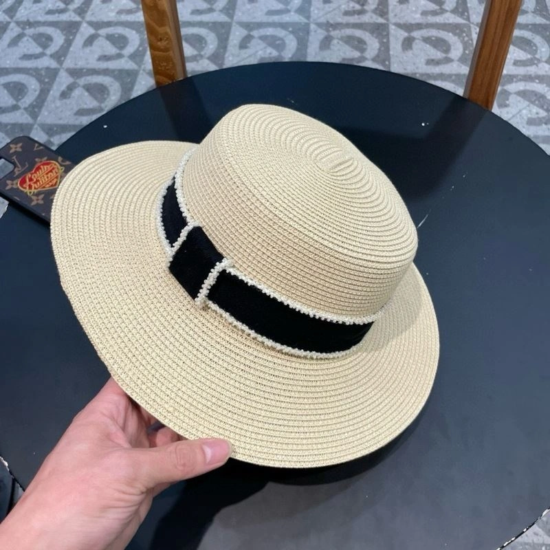 Christian Dior Caps Modern 259251