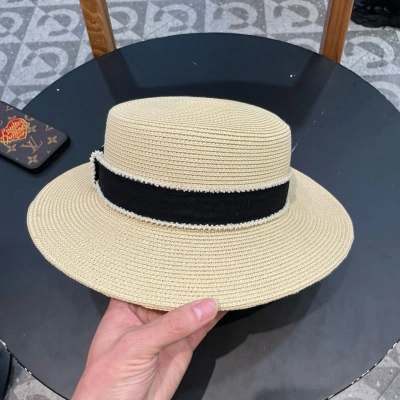 Christian Dior Caps Modern 259251