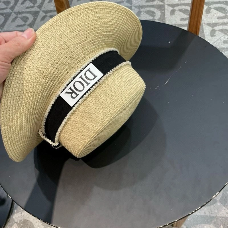Christian Dior Caps Modern 259251