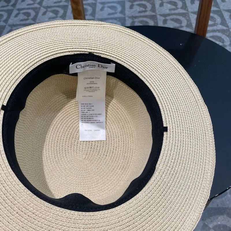 Christian Dior Caps Modern 259251