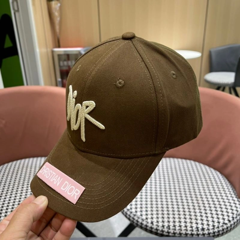 Christian Dior Caps Youthful 259260