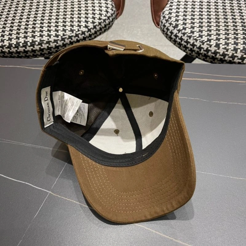 Christian Dior Caps Youthful 259260