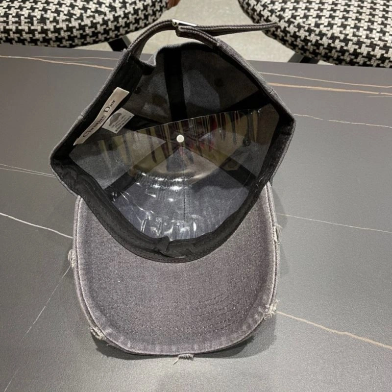 Christian Dior Caps Colorful 259252