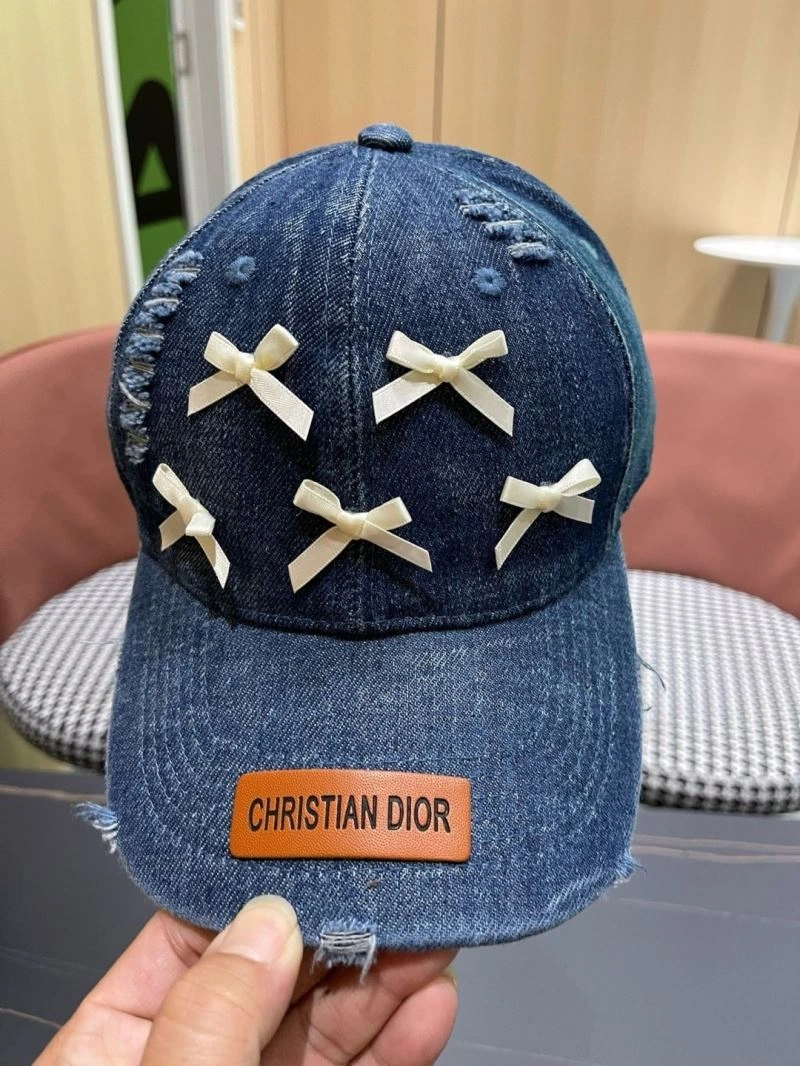 Christian Dior Caps Comfortable 259277