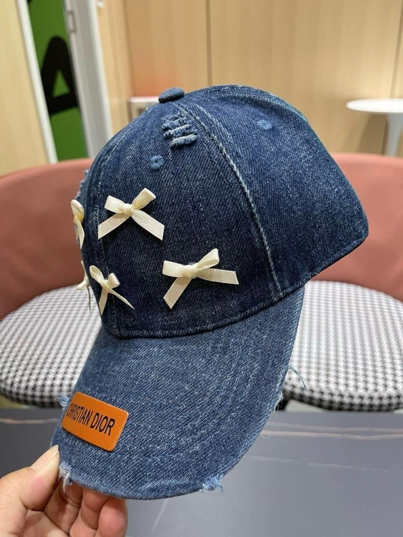 Christian Dior Caps Comfortable 259277