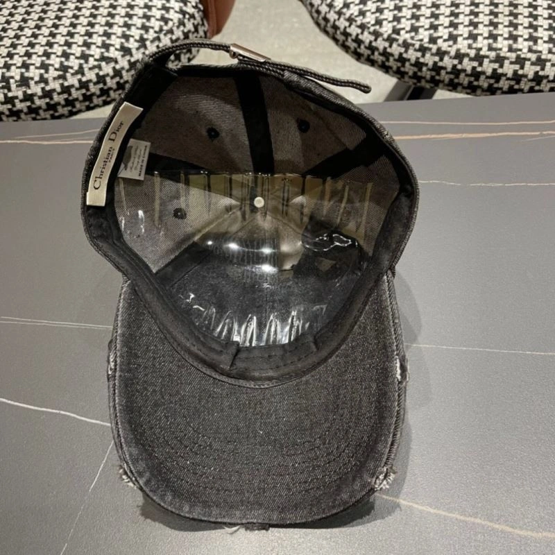 Christian Dior Caps Timeless 259273