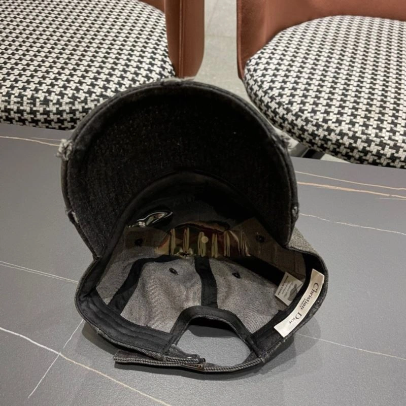Christian Dior Caps Timeless 259273