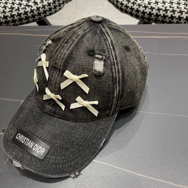 Christian Dior Caps Timeless 259273