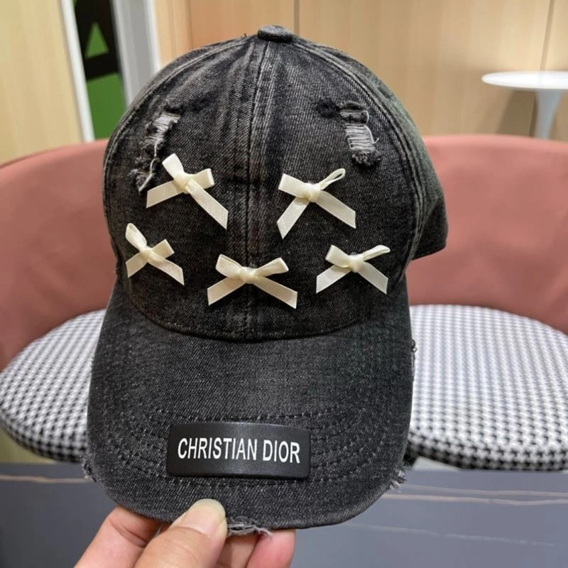 Christian Dior Caps Timeless 259273