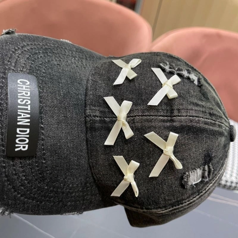 Christian Dior Caps Timeless 259273
