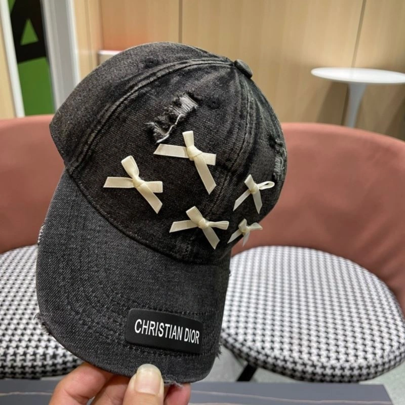 Christian Dior Caps Timeless 259273