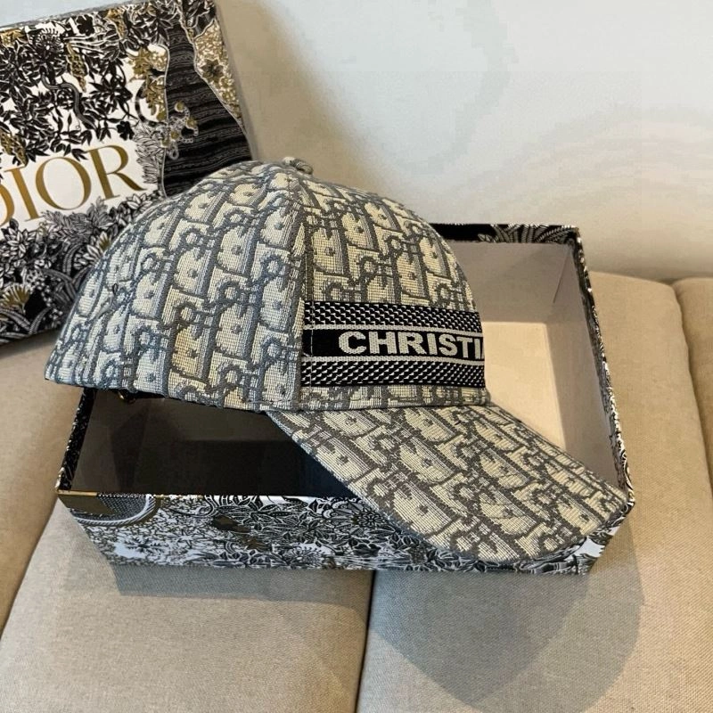 Christian Dior Caps Seasonal 259238