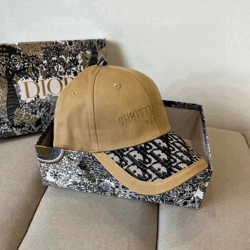 Christian Dior Caps Functional 259237