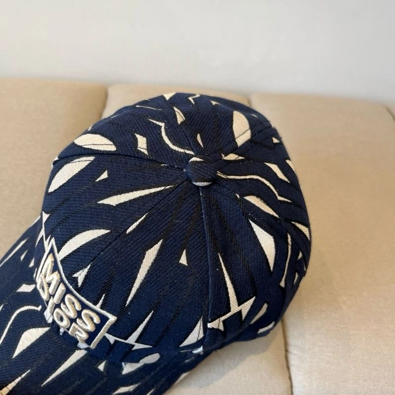 Christian Dior Caps Unique 259211