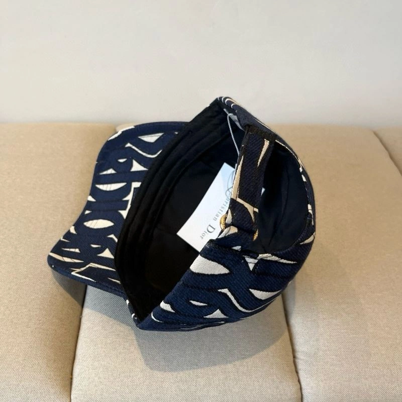 Christian Dior Caps Unique 259211