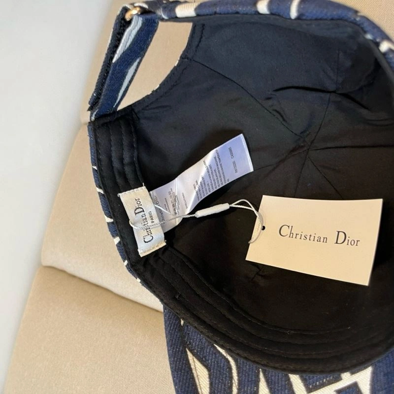 Christian Dior Caps Unique 259211
