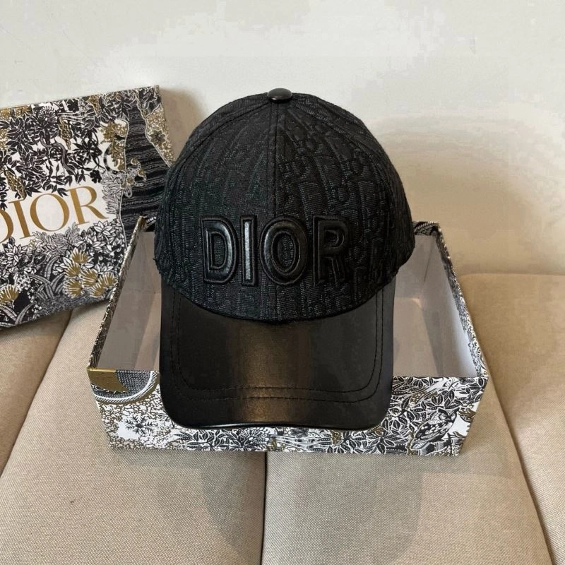 Christian Dior Caps Effortless 259219
