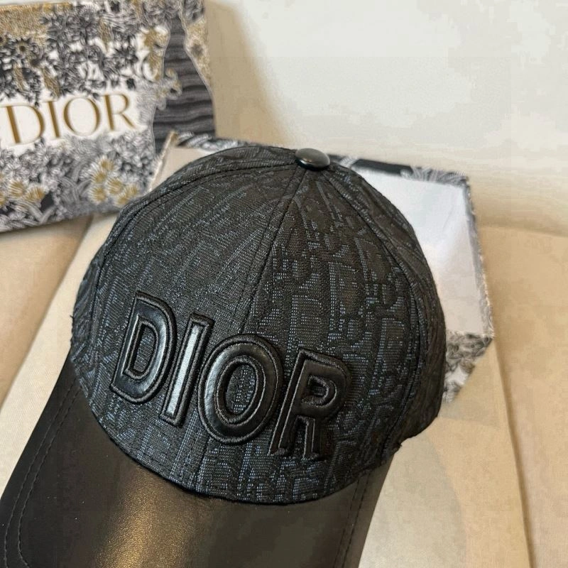 Christian Dior Caps Effortless 259219