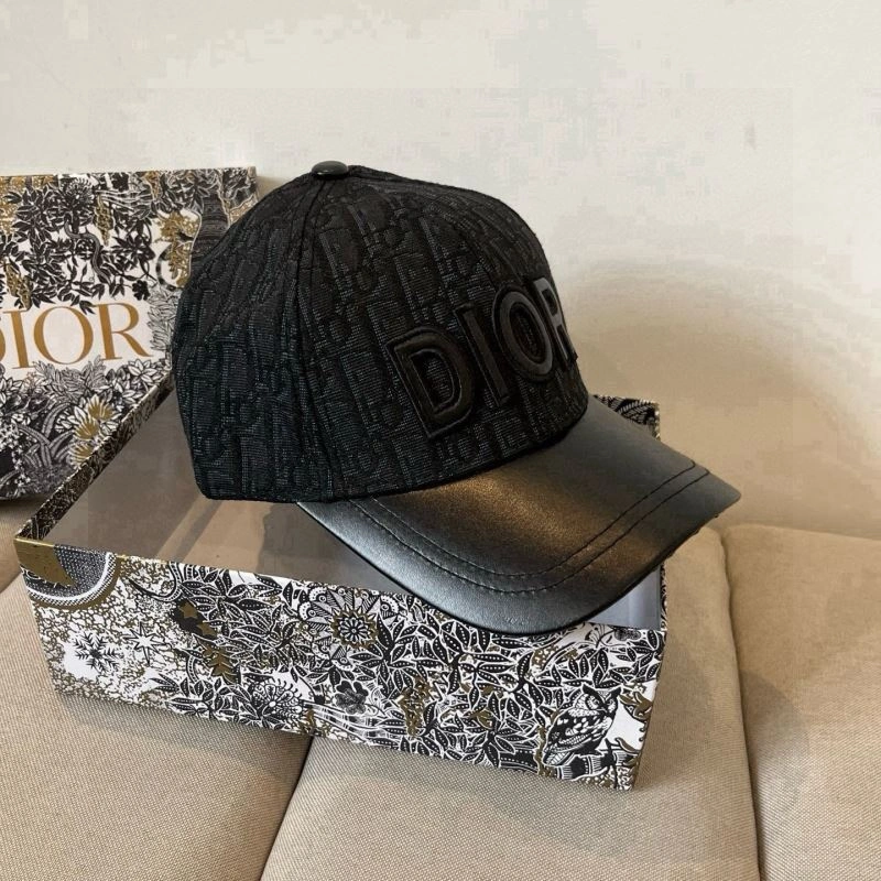 Christian Dior Caps Effortless 259219