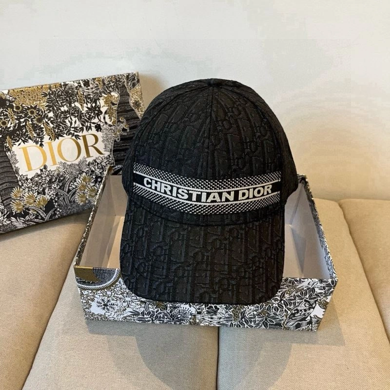Christian Dior Caps Cozy 259222