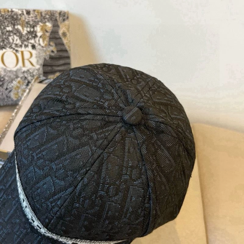 Christian Dior Caps Cozy 259222