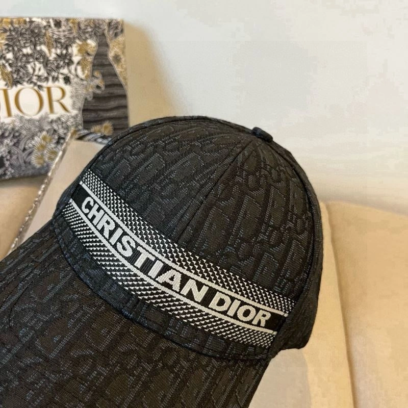 Christian Dior Caps Cozy 259222
