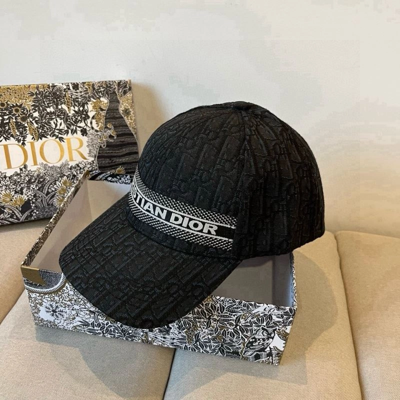 Christian Dior Caps Cozy 259222