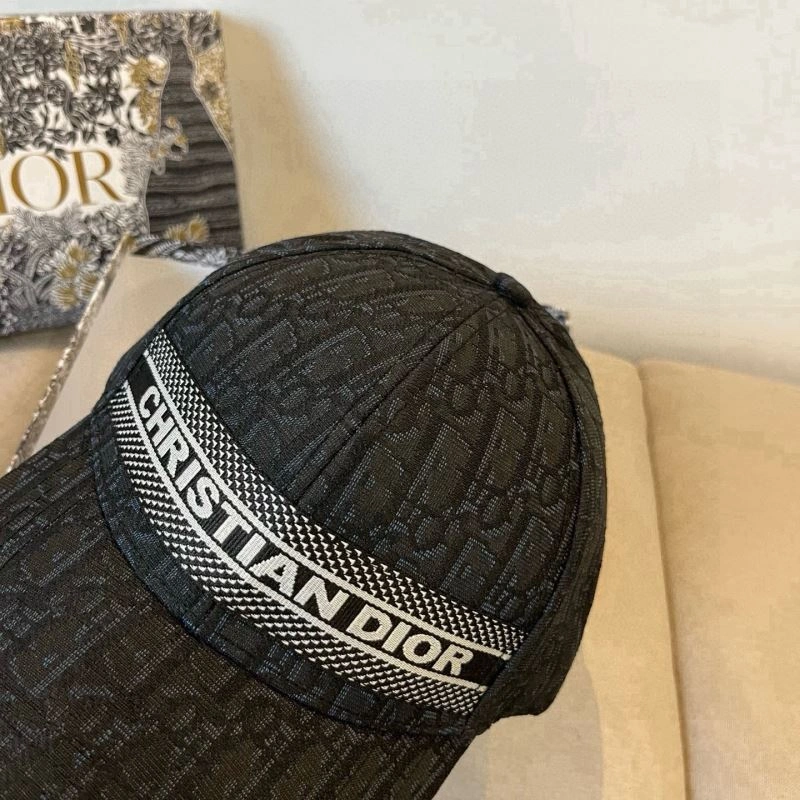 Christian Dior Caps Cozy 259222