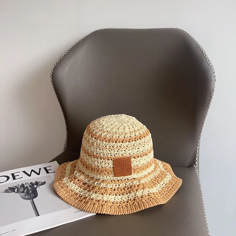 Christian Dior Caps Refined 259212