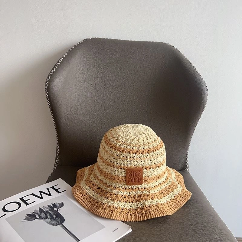 Christian Dior Caps Refined 259212