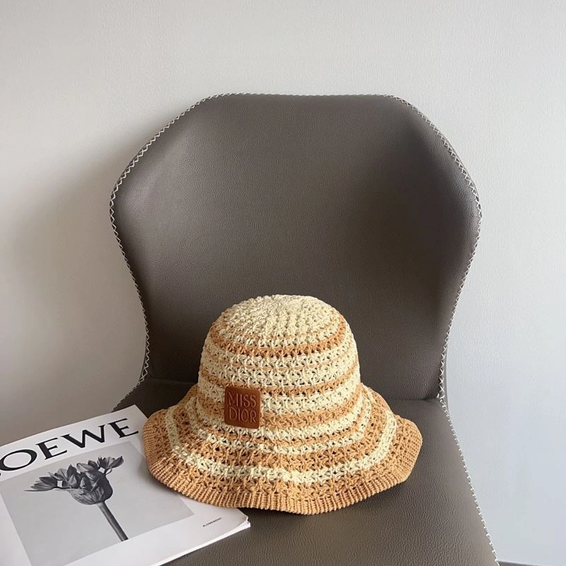 Christian Dior Caps Refined 259212