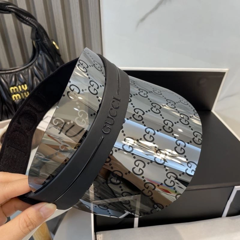 Seasonal Christian Dior Caps 259210