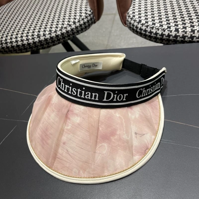 Christian Dior Caps Versatile 259199