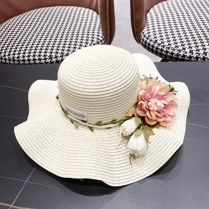 Christian Dior Caps Youthful 262237
