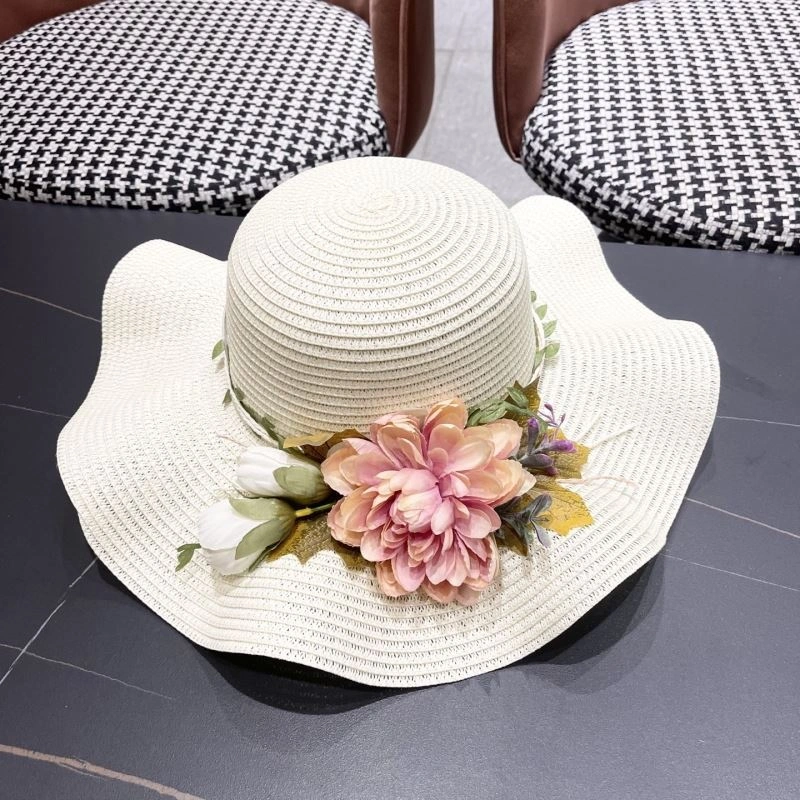 Christian Dior Caps Youthful 262237