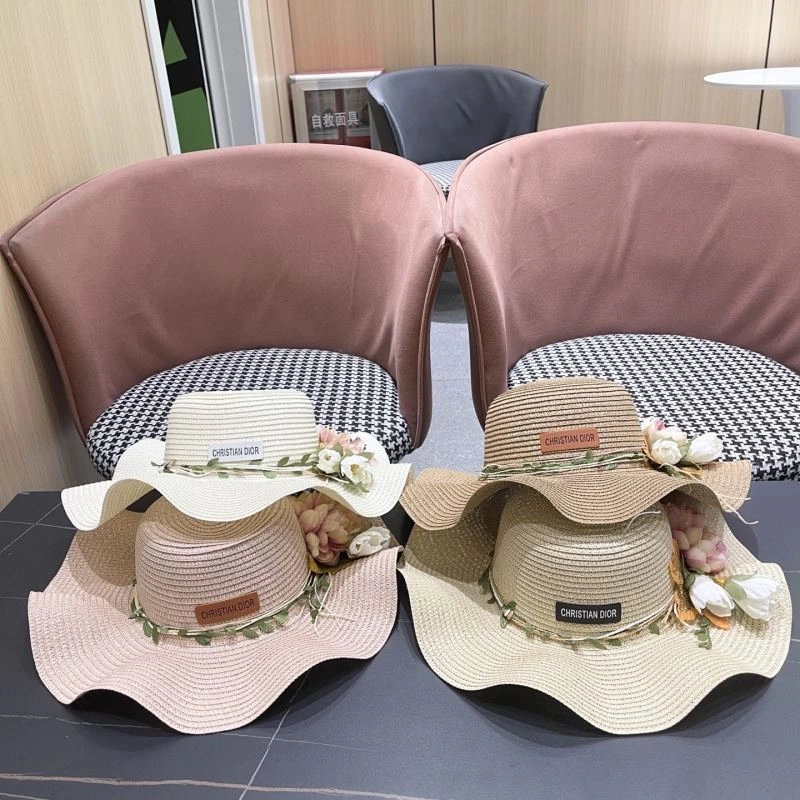 Christian Dior Caps Youthful 262237