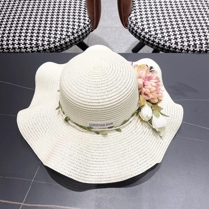 Christian Dior Caps Youthful 262237