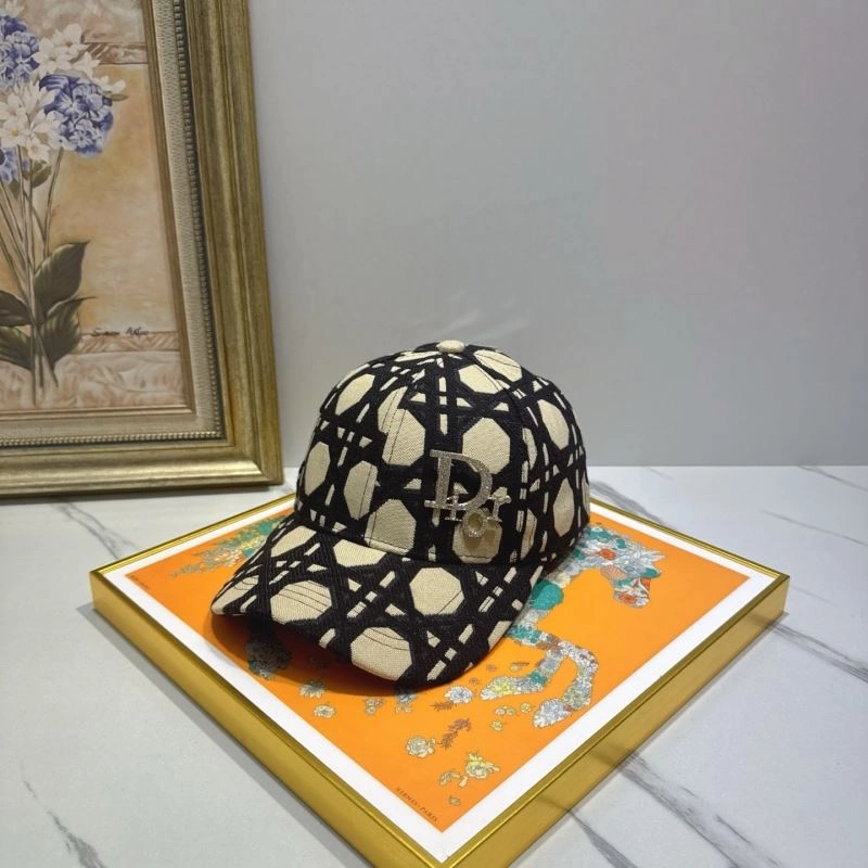 Christian Dior Caps Timeless 262232