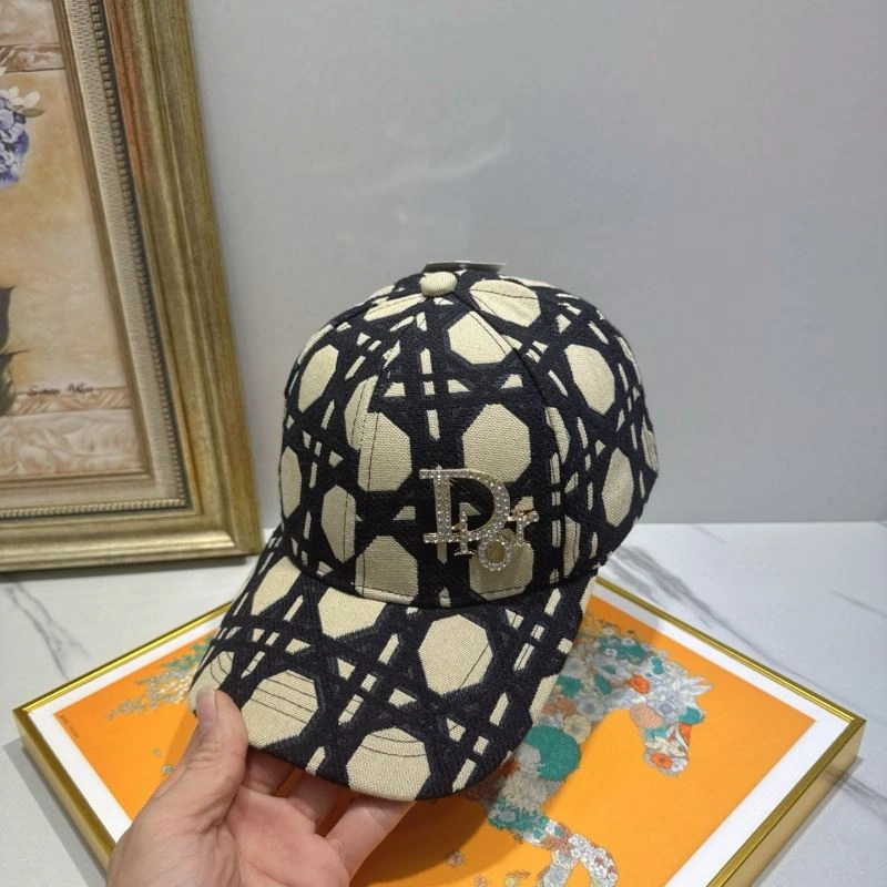 Christian Dior Caps Timeless 262232