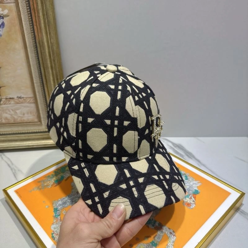 Christian Dior Caps Timeless 262232