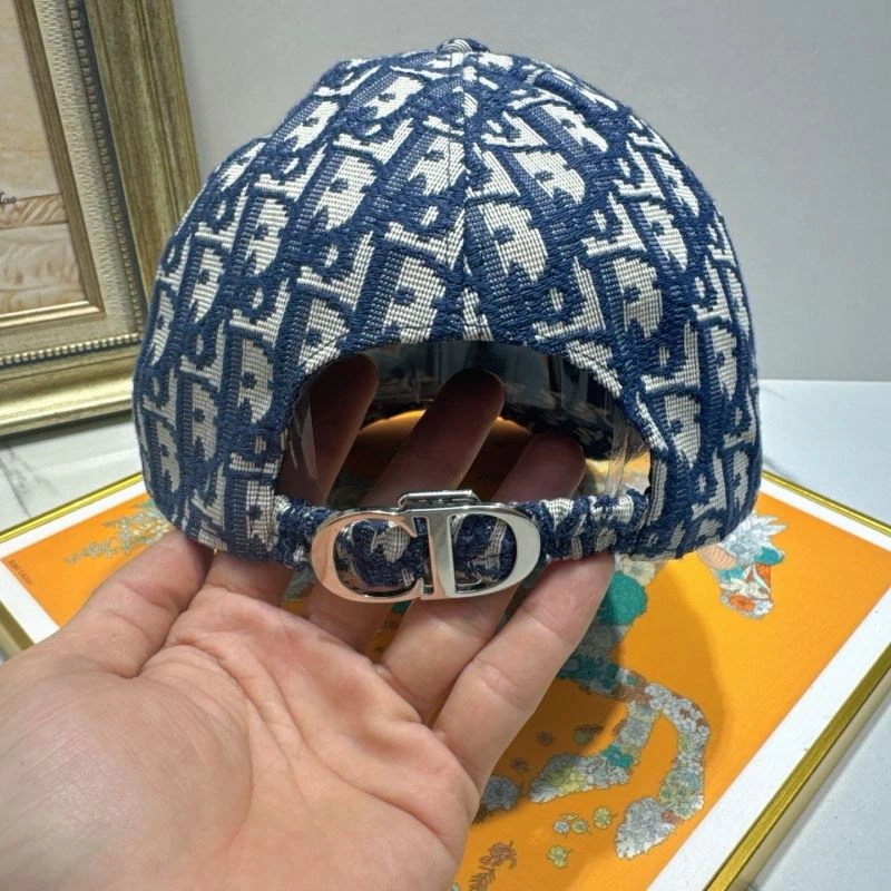 Christian Dior Caps Durable 262231