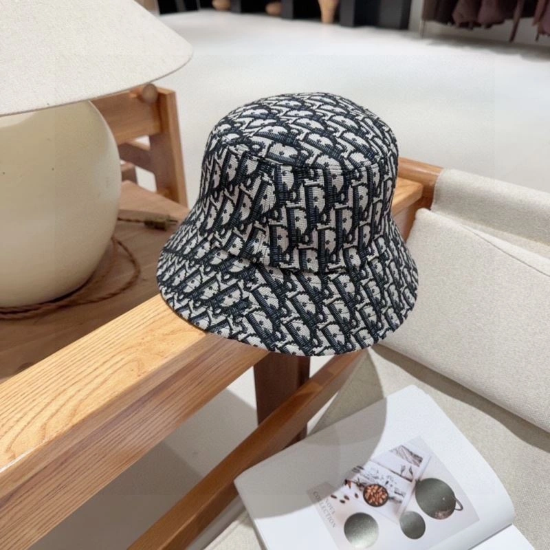 Christian Dior Caps TopPick 262230