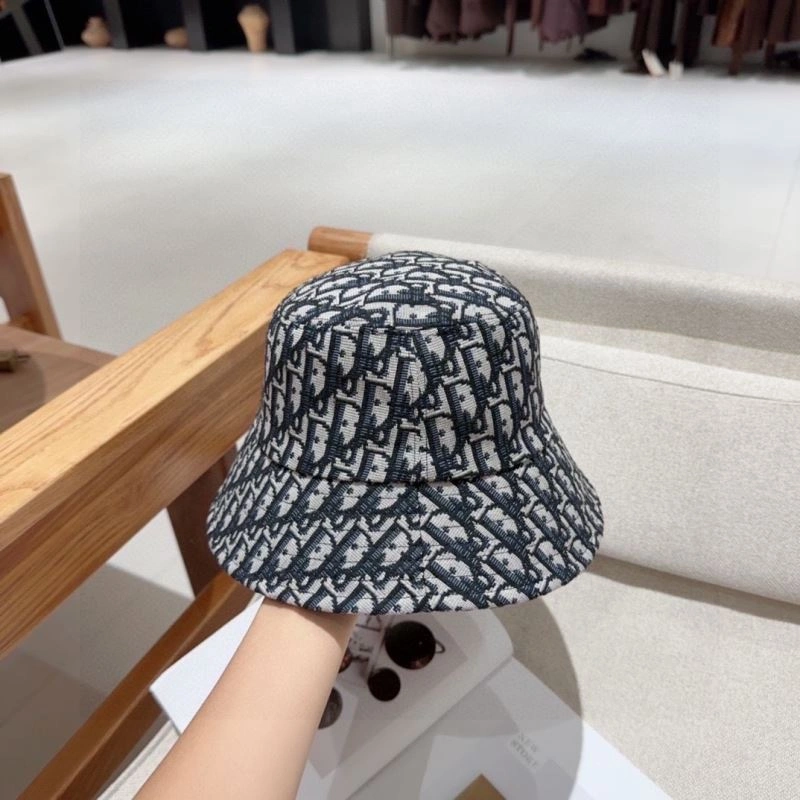 Christian Dior Caps TopPick 262230