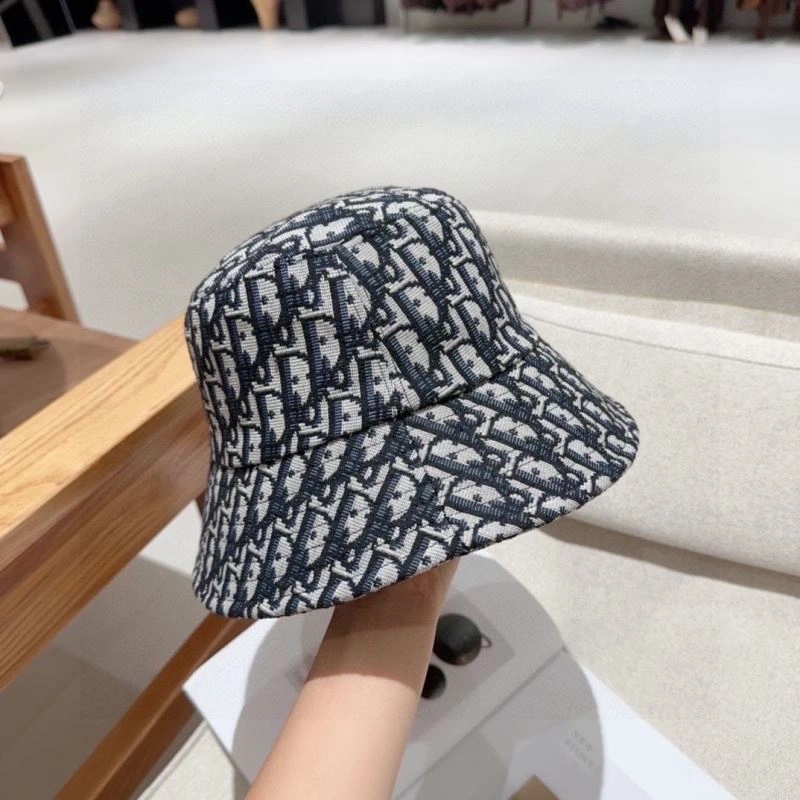 Christian Dior Caps TopPick 262230