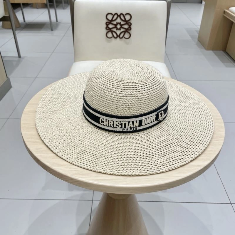 Christian Dior Caps Youthful 262203