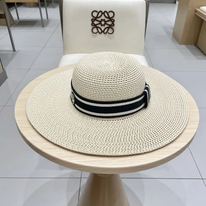 Christian Dior Caps Youthful 262203