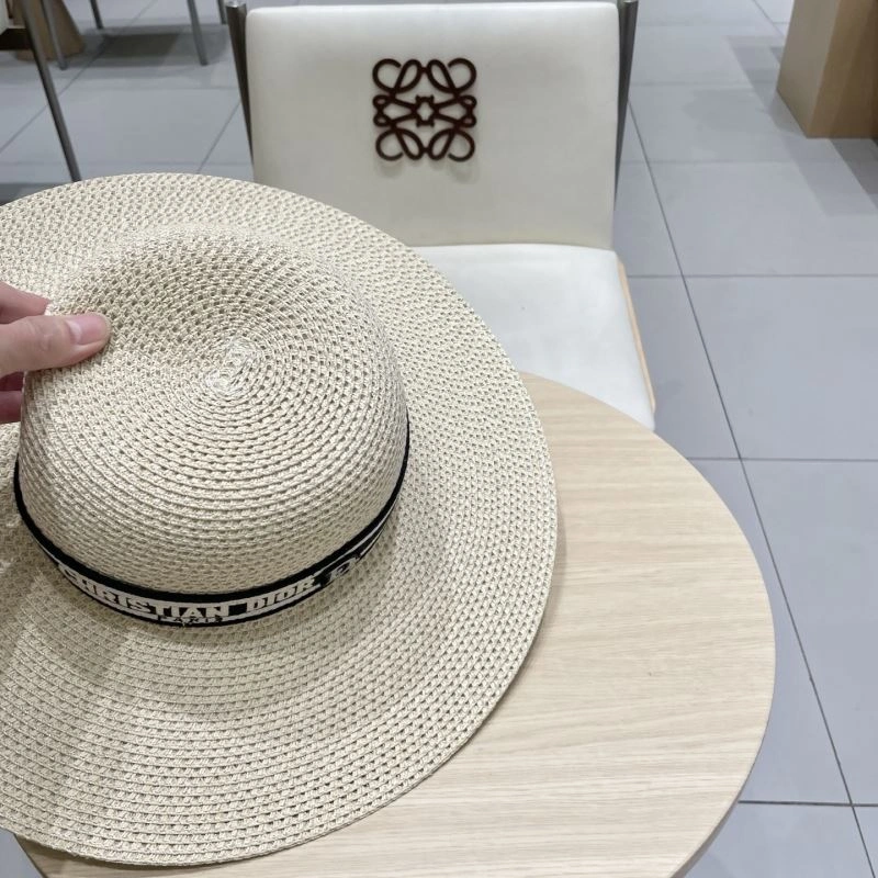Christian Dior Caps Youthful 262203