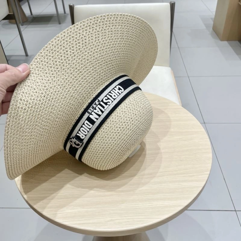 Christian Dior Caps Youthful 262203